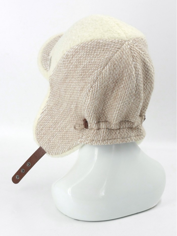 Ушанка с экомехом молочно-бежевого цвета З-842К Ушанка с экомехом молочно-бежевого цвета З-842К