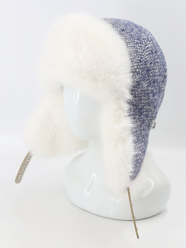 Комбинированная ушанка с искусственным мехом и регулировкой размера цвета джинсовый-молочный З-843М